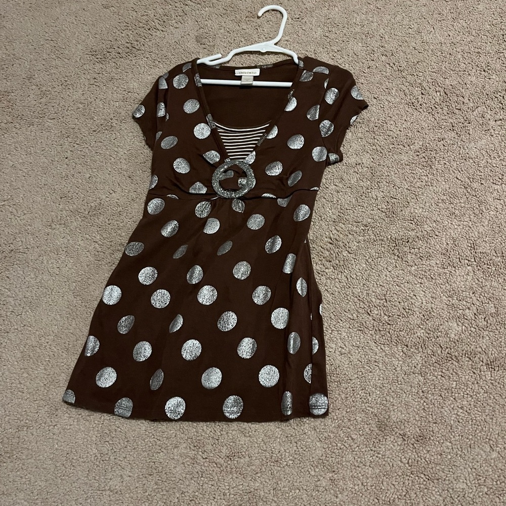 Little sisters cute brown and silver with glittered shirt that’s hardly worn